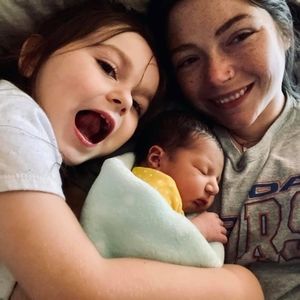 Meet your Posher, Claire